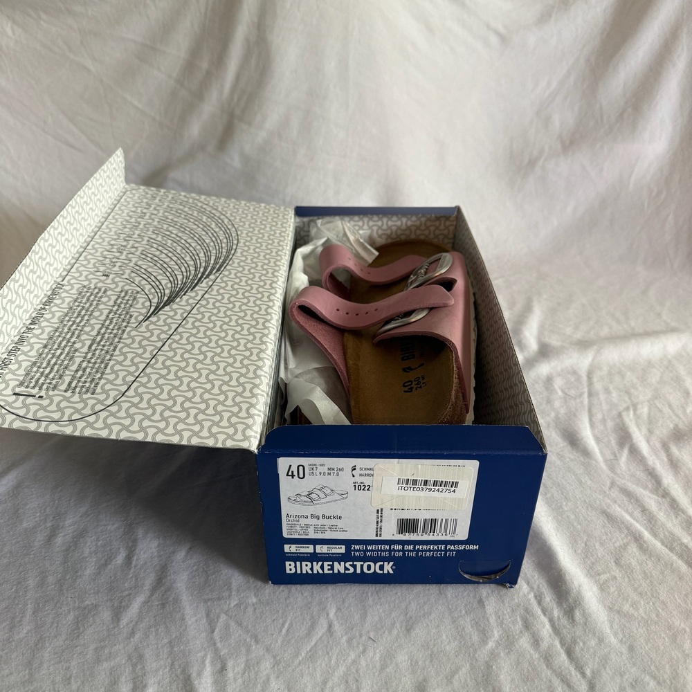 NWT new Birkenstock arizona big buckle sandals, size 9 - Picture 2 of 5